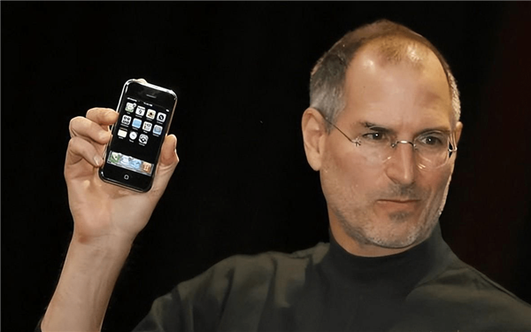 初代未拆封iPhone拍出113万！能买4辆特斯拉Model 3